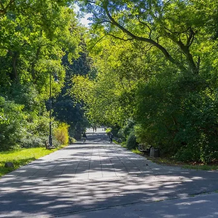 Downtown View 3 60m2+ Free Garage 2km Old Town Metro 9min Tram * Warsaw