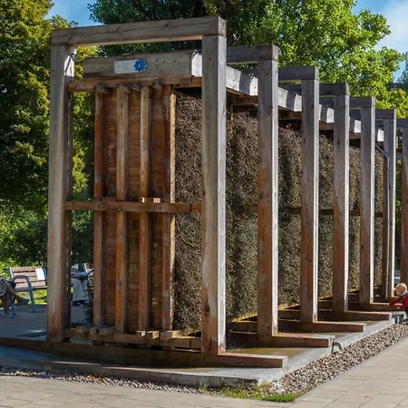 Διαμέρισμα Downtown View 3 60m2+ Free Garage 2km Old Town Metro 9min Tram *