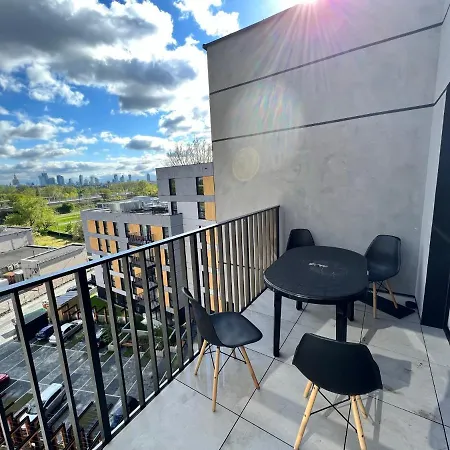 Downtown View 3 60m2+ Free Garage 2km Old Town Metro 9min Tram Appartement Warschau