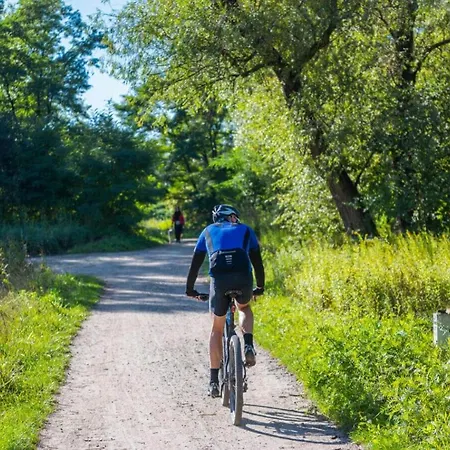 Downtown View 3 60m2+ Free Garage 2km Old Town Metro 9min Tram * Varsovia