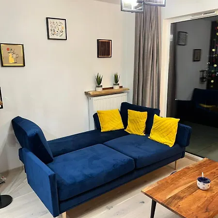 Downtown View 3 60m2+ Free Garage 2km Old Town Metro 9min Tram Διαμέρισμα *