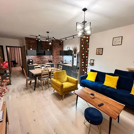 Downtown View 3 60m2+ Free Garage 2km Old Town Metro 9min Tram * Warschau