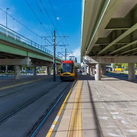 Downtown View 3 60m2+ Free Garage 2km Old Town Metro 9min Tram Daire Varşova