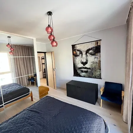 Appartement Downtown View 3 60m2+ Free Garage 2km Old Town Metro 9min Tram