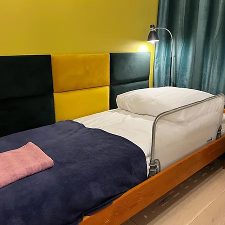 Downtown View 3 60m2+ Free Garage 2km Old Town Metro 9min Tram *